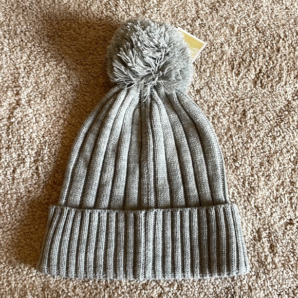 Michael Kors beanie, gray, NWT - Picture 3 of 4